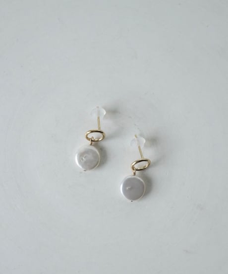 coin S circle stud pierce