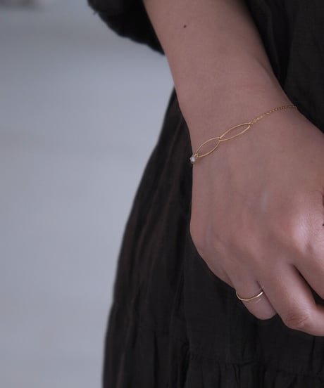 Akoya oval chain bracelet