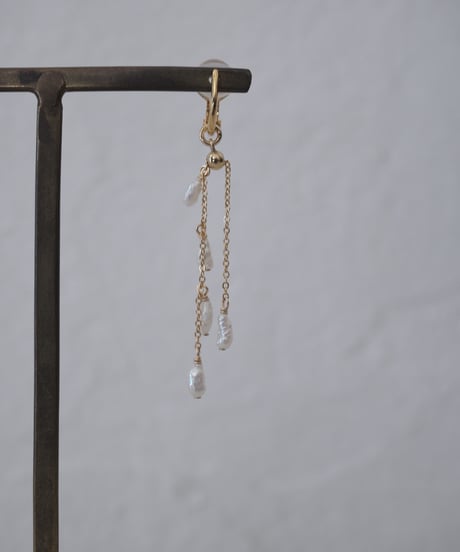 aya seesaw pierce/non hole pierce
