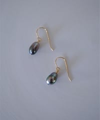 southsea pearl S hook pierce
