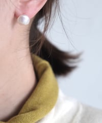 coin stud pierce