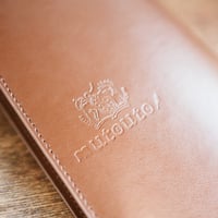 utouto革製ブックカバー