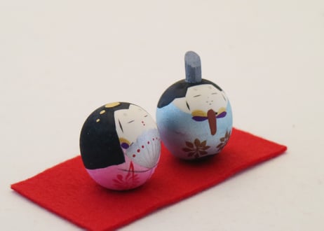 まる雛