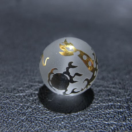 [beads174] サンドブラスト・ビーズ・水晶（龍）12mm 1個