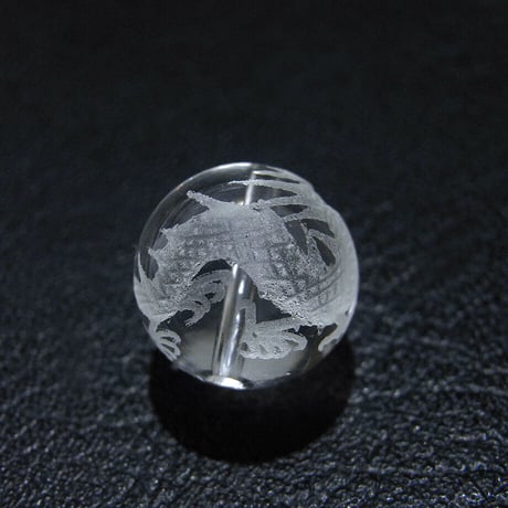 [beads182] 手彫りビーズ・水晶（龍）12mm 1個