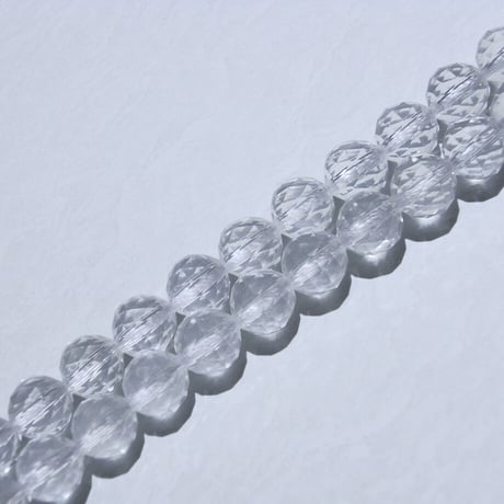 ミルキークォーツ64面カット 8mm 一連約38cm