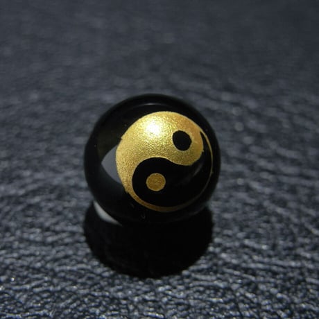 [beads236] 彫りビーズ・オニキス（陰陽）10mm 1個