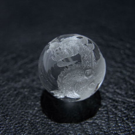 [beads212] 手彫りビーズ・水晶（ヤアズ ）12mm 1個