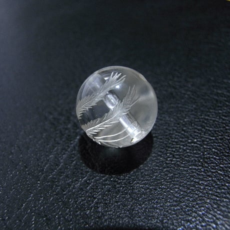 [beads194] 手彫りビーズ・水晶（鳳凰）12mm 1個