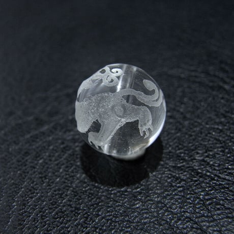 [beads212] 手彫りビーズ・水晶（ヤアズ ）12mm 1個