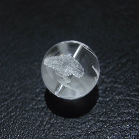 [beads182] 手彫りビーズ・水晶（龍）12mm 1個
