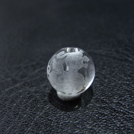 [beads211] 手彫りビーズ・水晶（ヒキュウ ）10mm 1個
