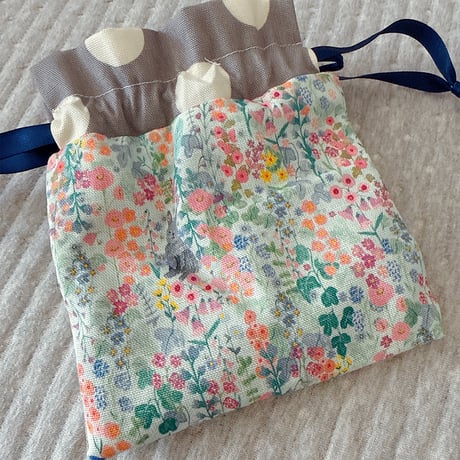 《handmade》ミニ巾着付き・トートバッグ