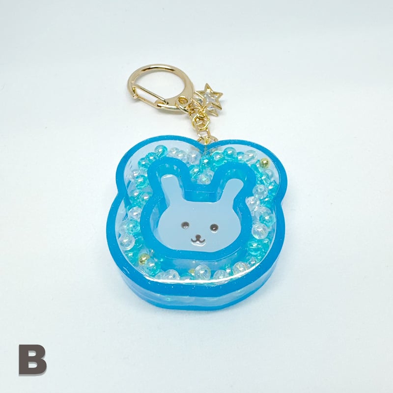 handmade》うさぎレジンキーホルダー大 | fluffy's