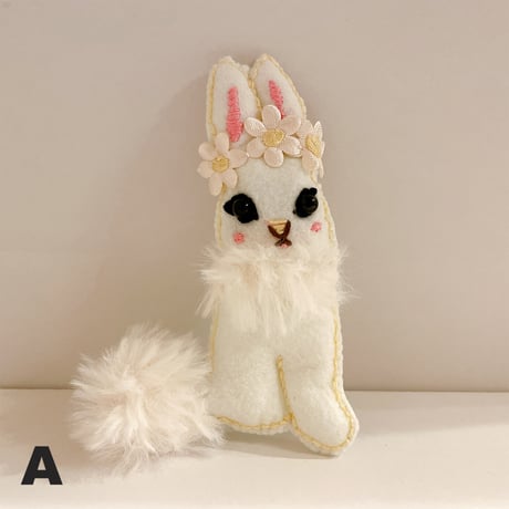 うさぎフェルトブローチⅱ