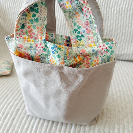 《handmade》ミニ巾着付き・トートバッグ