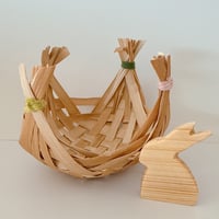 《handmade》国産端材のうさぎと竹皮の飴ちゃん入れ