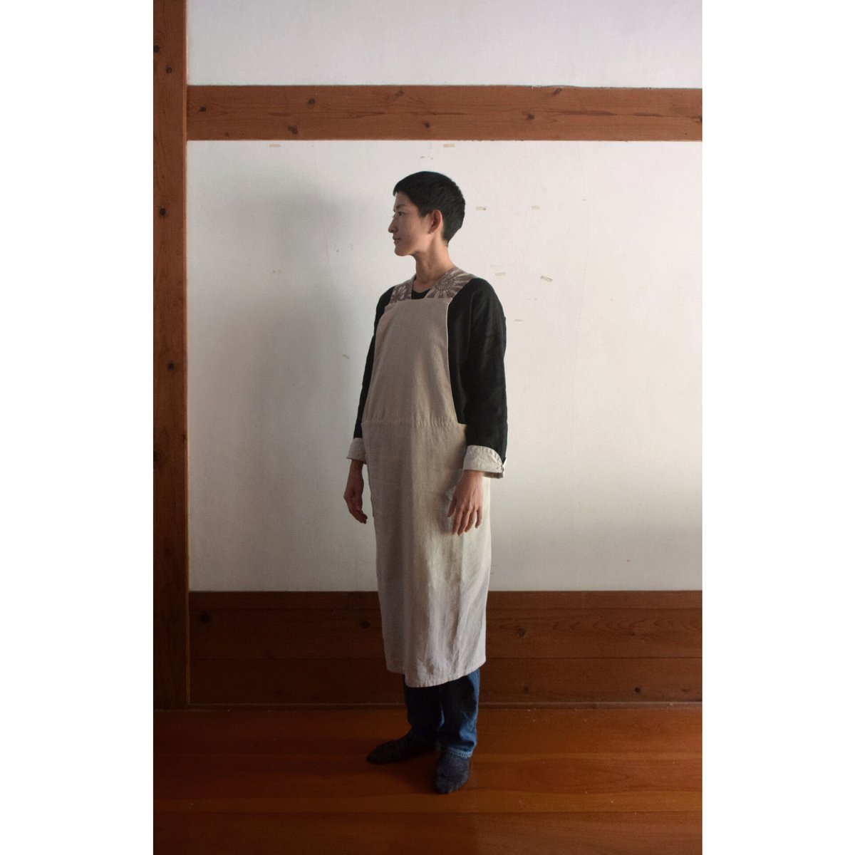 エプロン　風呂敷　三角巾セット　ベンガラ　リネン　型絵染エプロン　イロハナ 型絵染エプロン | イロハナ