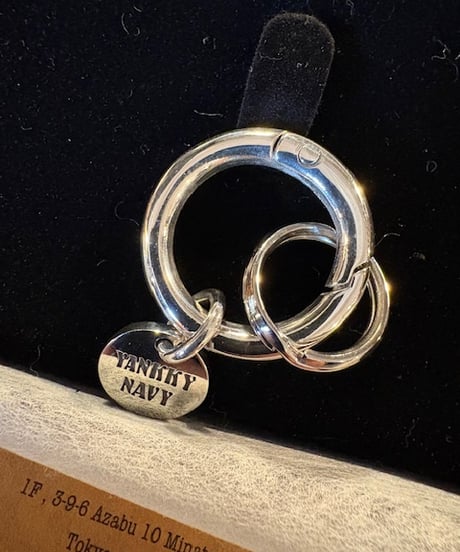 ANDFAMILYS " Yanky Navy Keyring " ⁡