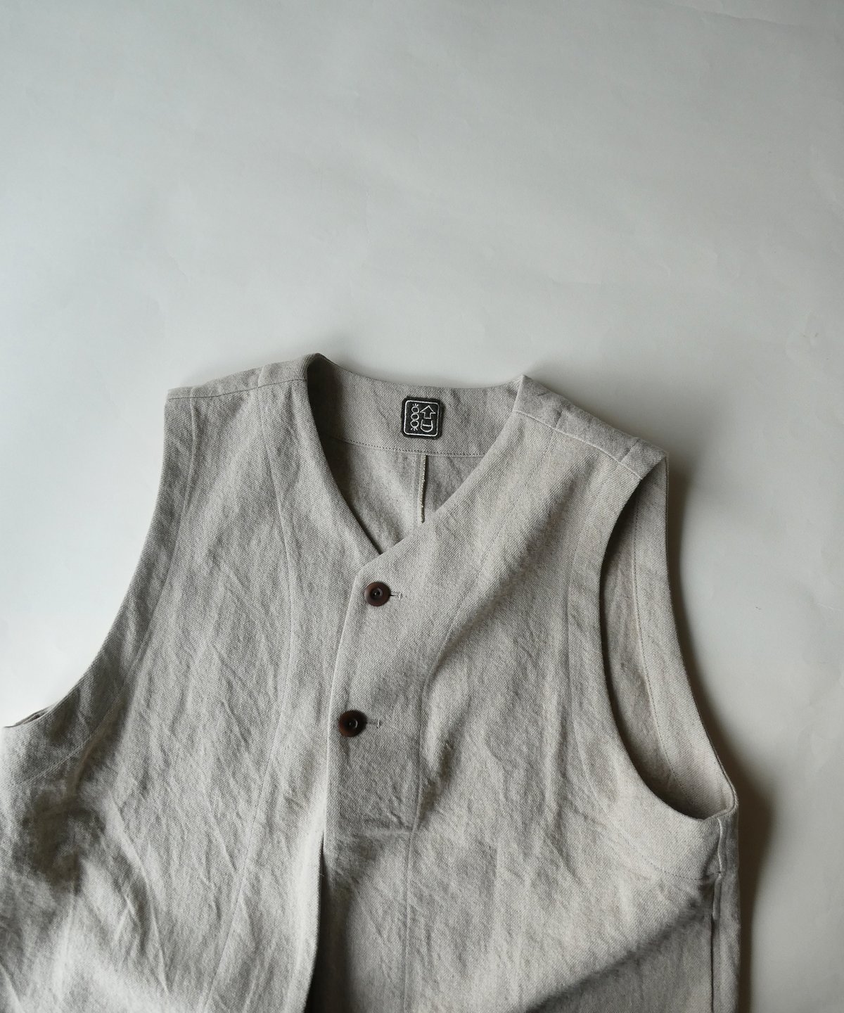yui-結- 2BUTTON VEST YV-001 ベージュ 結-yui- YV-001 2 BUTTON VEST C/F GABARDINE / BE