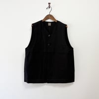 結-yui- YV-011 2 BUTTON VEST sulfer dyed linen black