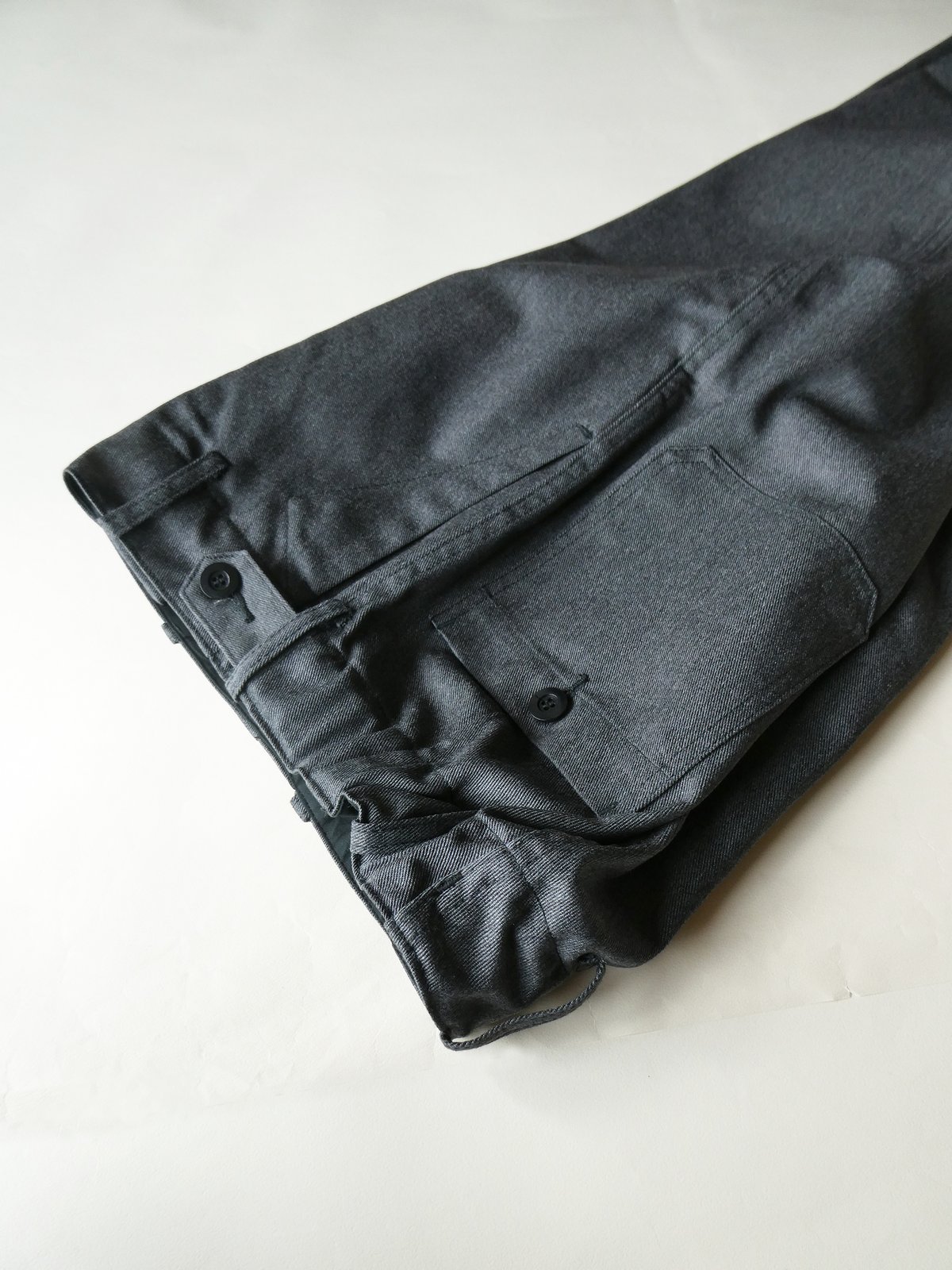 【希少品】YUI-TILITY Wool PANTS 希少品】YUI-TILITY Wool PANTS 【公式通販】