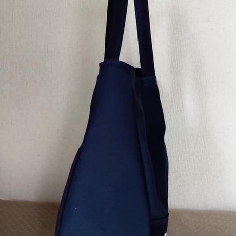 藍染前掛け【晴雲酒造】を使った2本手マグネットラウンドバッグ
