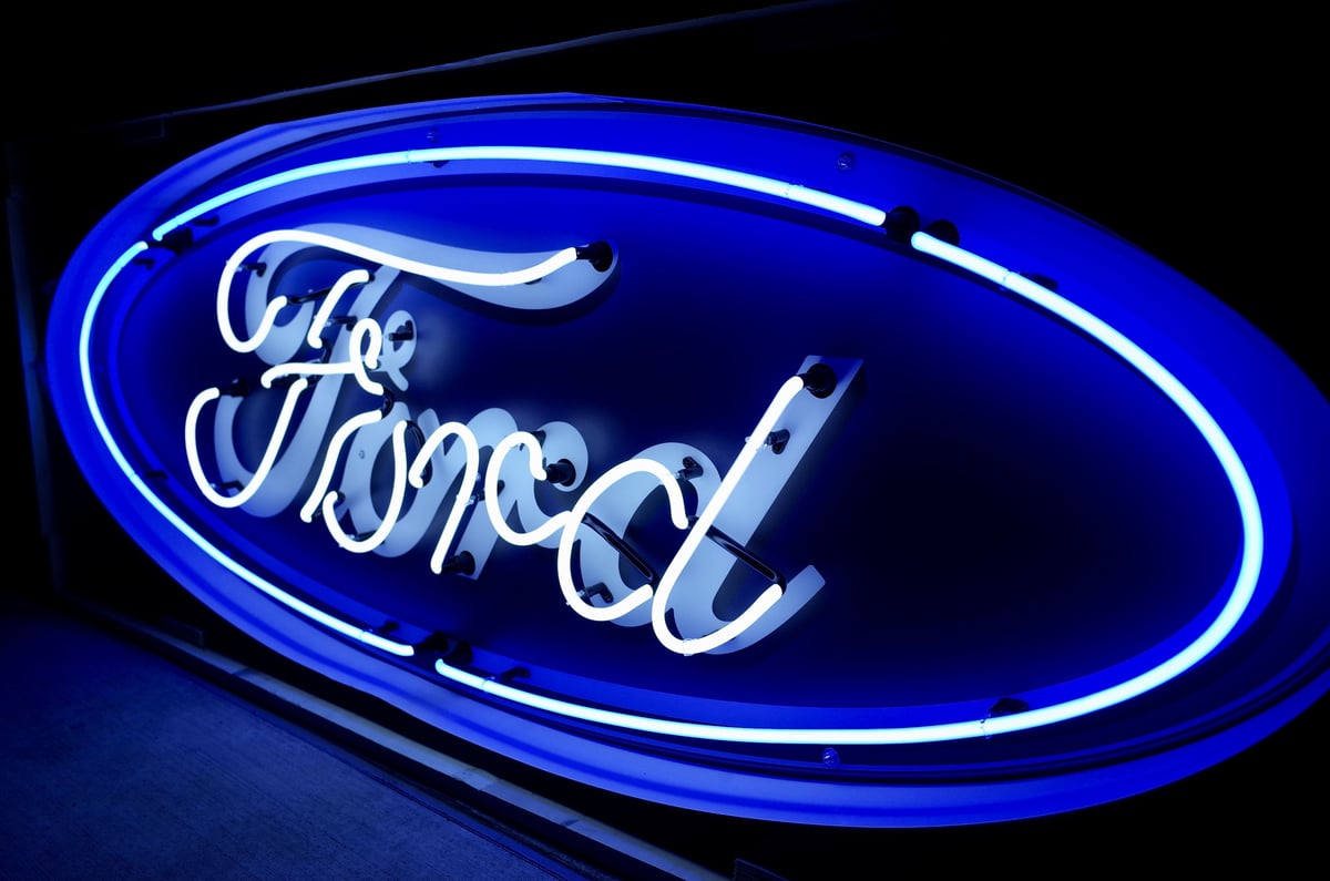 特大サイズ FORD フォード ネオンライト 看板 照明 アメリカ USA 特大サイズ FORD フォード ネオンライト 看板 照明 アメリカ USA
