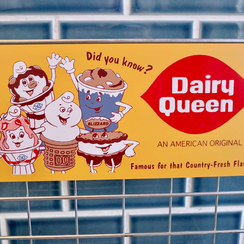 新品 DAIRY QUEEN デイリークイーン ワイヤーラック 棚 什器