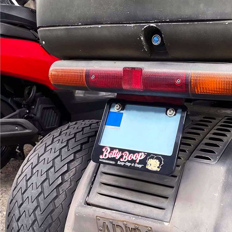 新品 BETTY BOOP ベティちゃん バイク用 原付 ライセンスフレーム