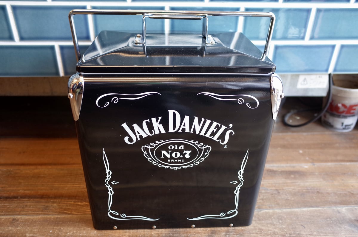 JACK DANIELS Picnic Storage ジャックダニエル ピクニック ストレージ 栓抜き クーラーボックス キャンプ アウトドア JACK DANIELS Picnic Storage ジャックダニエル ピクニック
