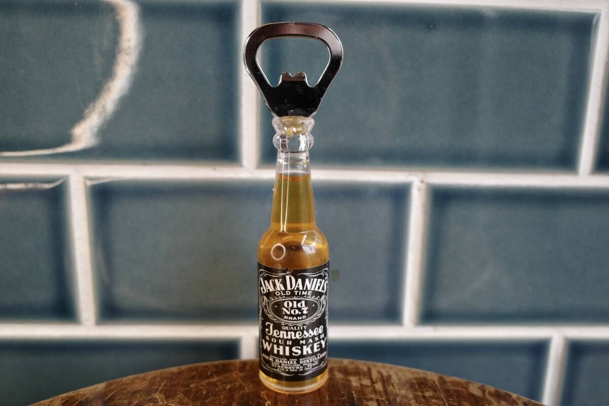 Jack Daniels ジャック ダニエル 栓抜き ボトルオープナー fit=scale-down,w=1200