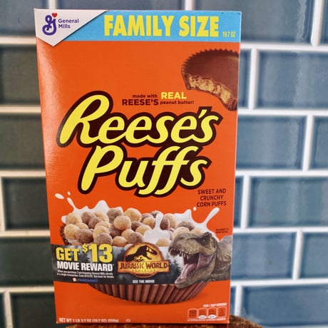 リーシーズ　Reese’s 3D ストアディスプレイ　看板　シェルフ　アメトイ Reeses Display | eBay