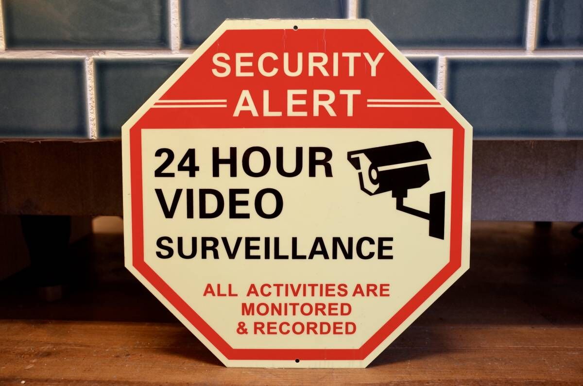 新品 SECURITY SIGN セキュリティ 看板 店舗 アメリカ USA PFS 世田谷ベ