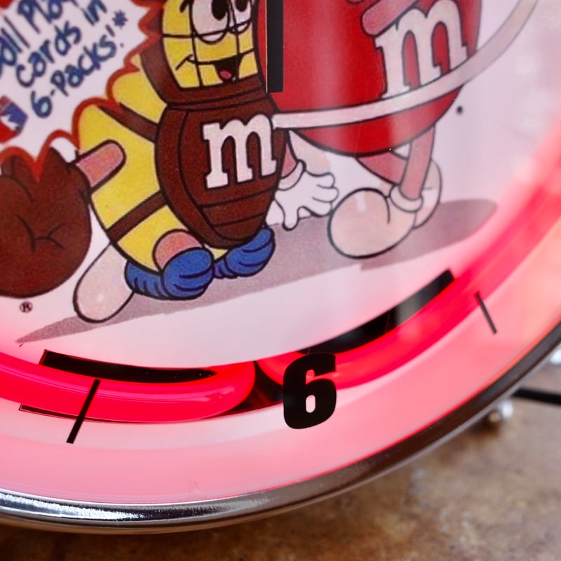 新品 M&M'S エムアンドエムズ アラームネオンクロック 目覚まし時計