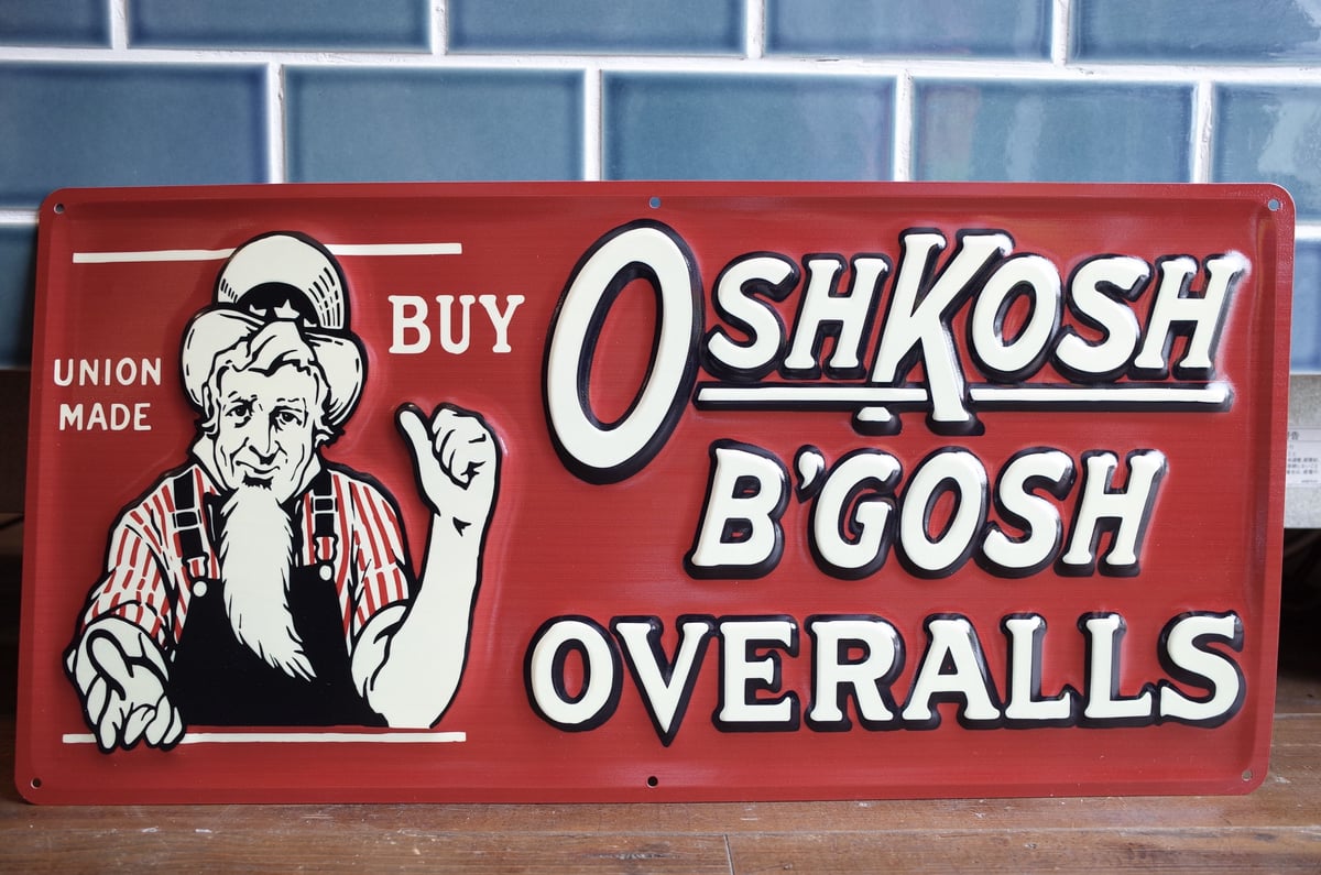 OSHKOSH B'GOSH OVERALLS ブリキ 看板 復刻品 US雑貨 OSHKOSH