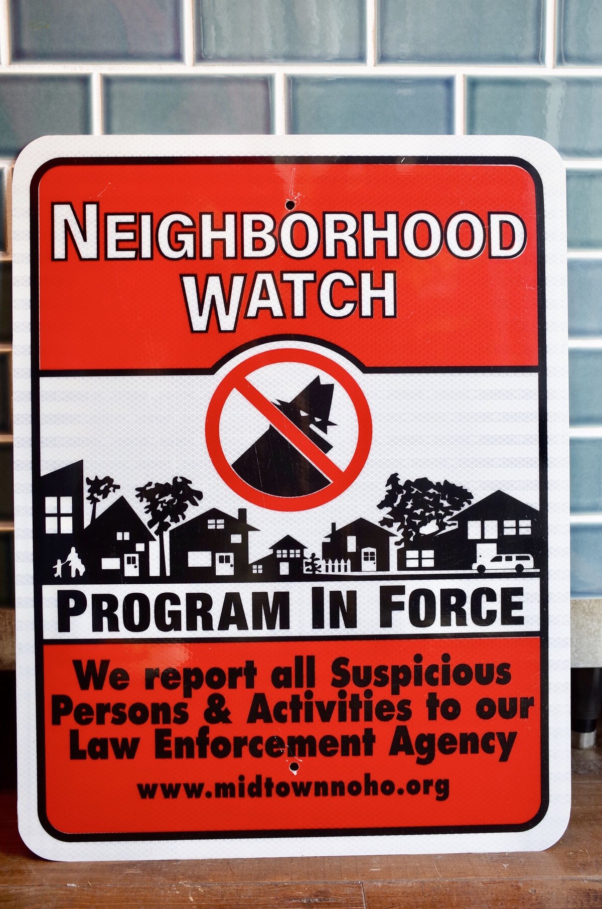 ネイバーフッドウォッチ セキュリティメタルサインボード NEIGHBORHOOD WATCH security sign 看板 | Collectio