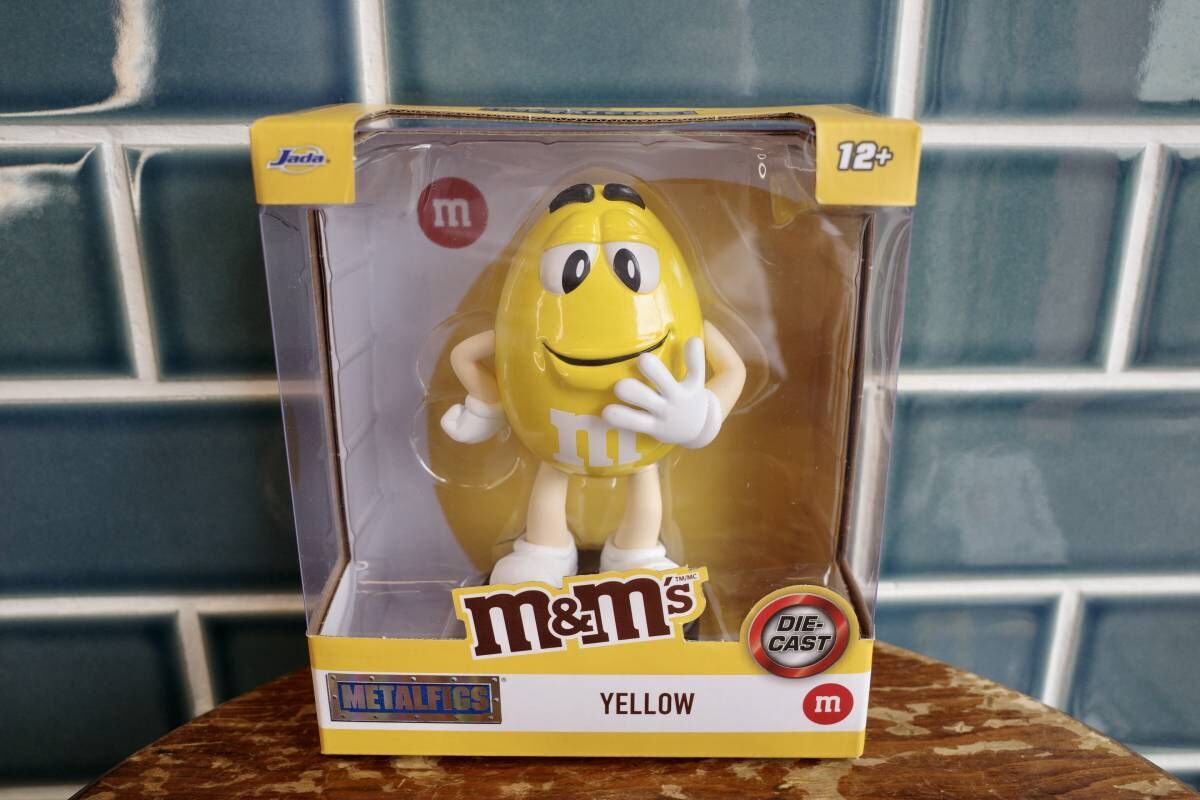 新品 M＆M'S YELLOW メタルフィギュア | Collection Market