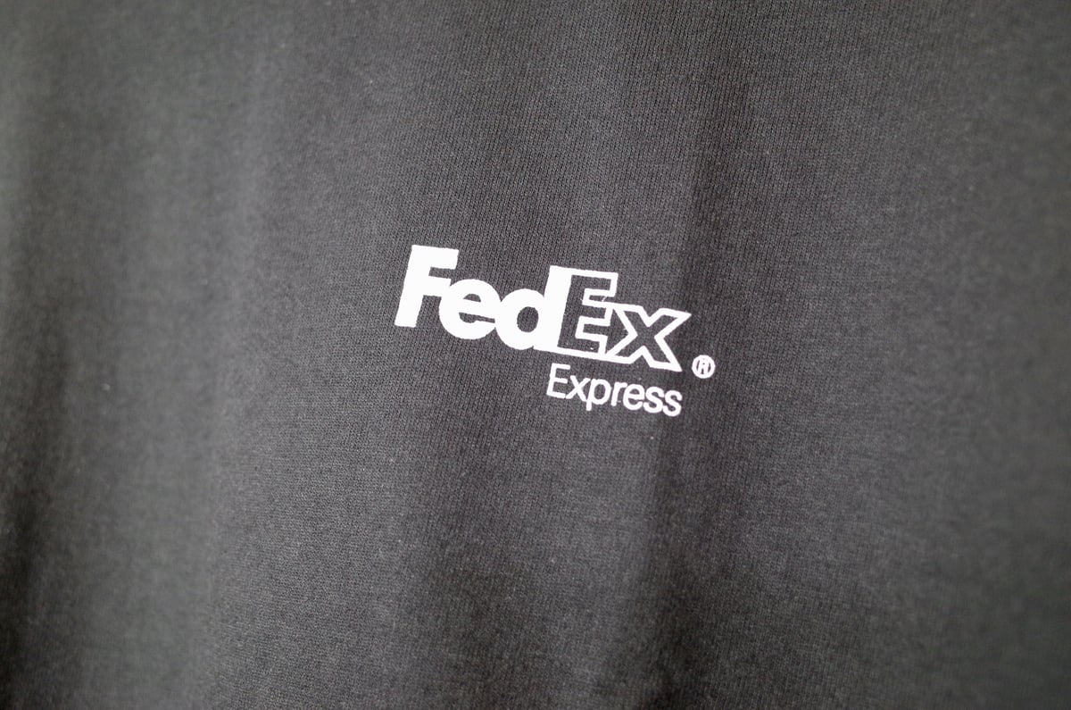 希少！【アメリカ❗️】ヘインズ　企業ロゴ　FedEx ビッグサイズXL