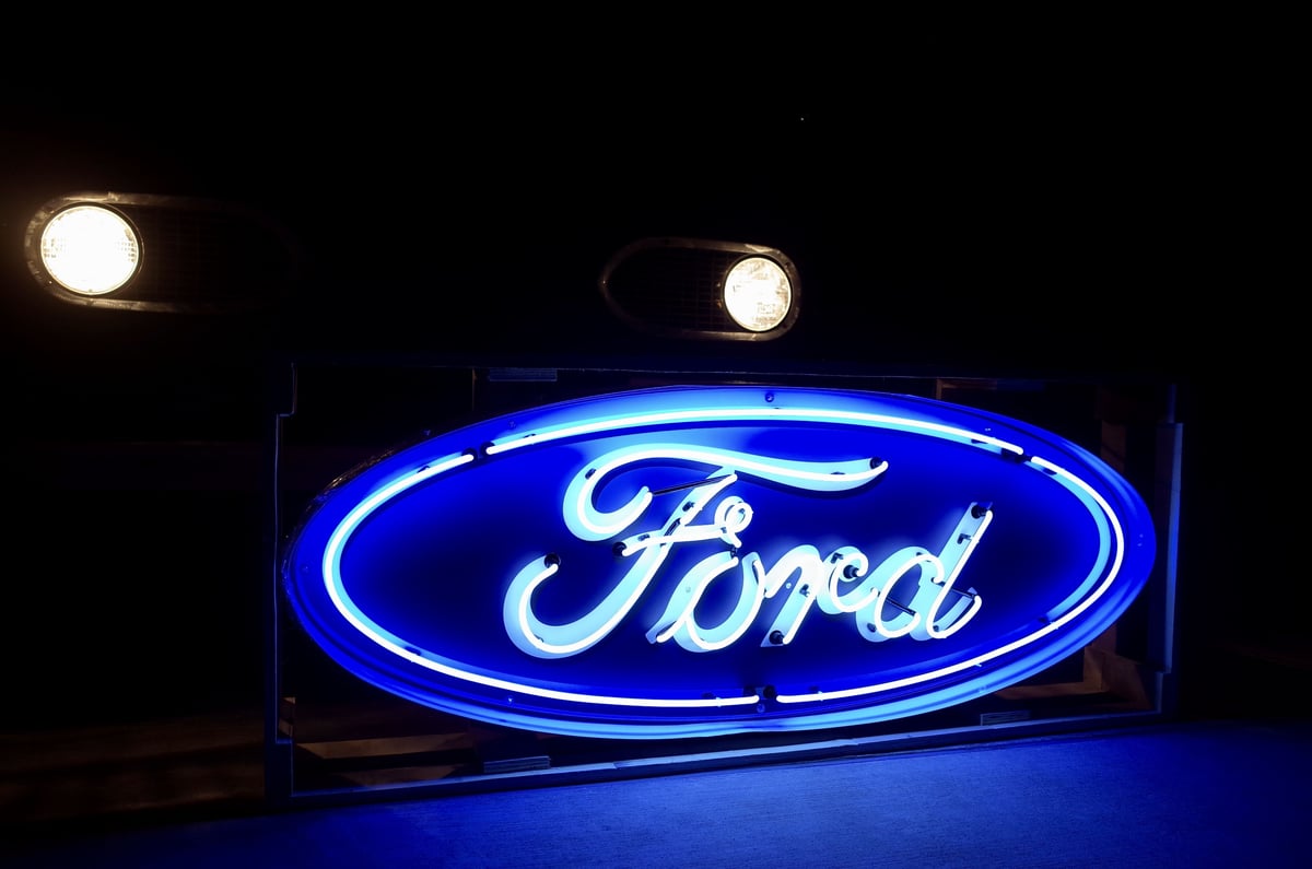 特大サイズ FORD フォード ネオンライト 看板 照明 アメリカ USA 特大サイズ FORD フォード ネオンライト 看板 照明 アメリカ USA