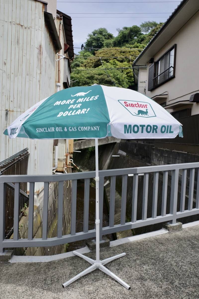 新品　SINCLAIR　シンクレア　パラソル　傘径１、９m ビーチ傘　日除　ガーデニング カリフォルニア 店舗什器　BBQ　オイル缶 新品 SINCLAIR シンクレア パラソル 傘径1、9m ビーチ傘 日除