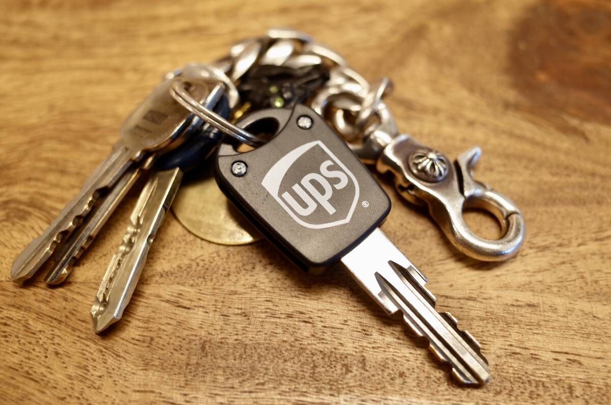 UPS キーカバー LEDライト Keycap キーキャップ 鍵 アメリカ USA 運送