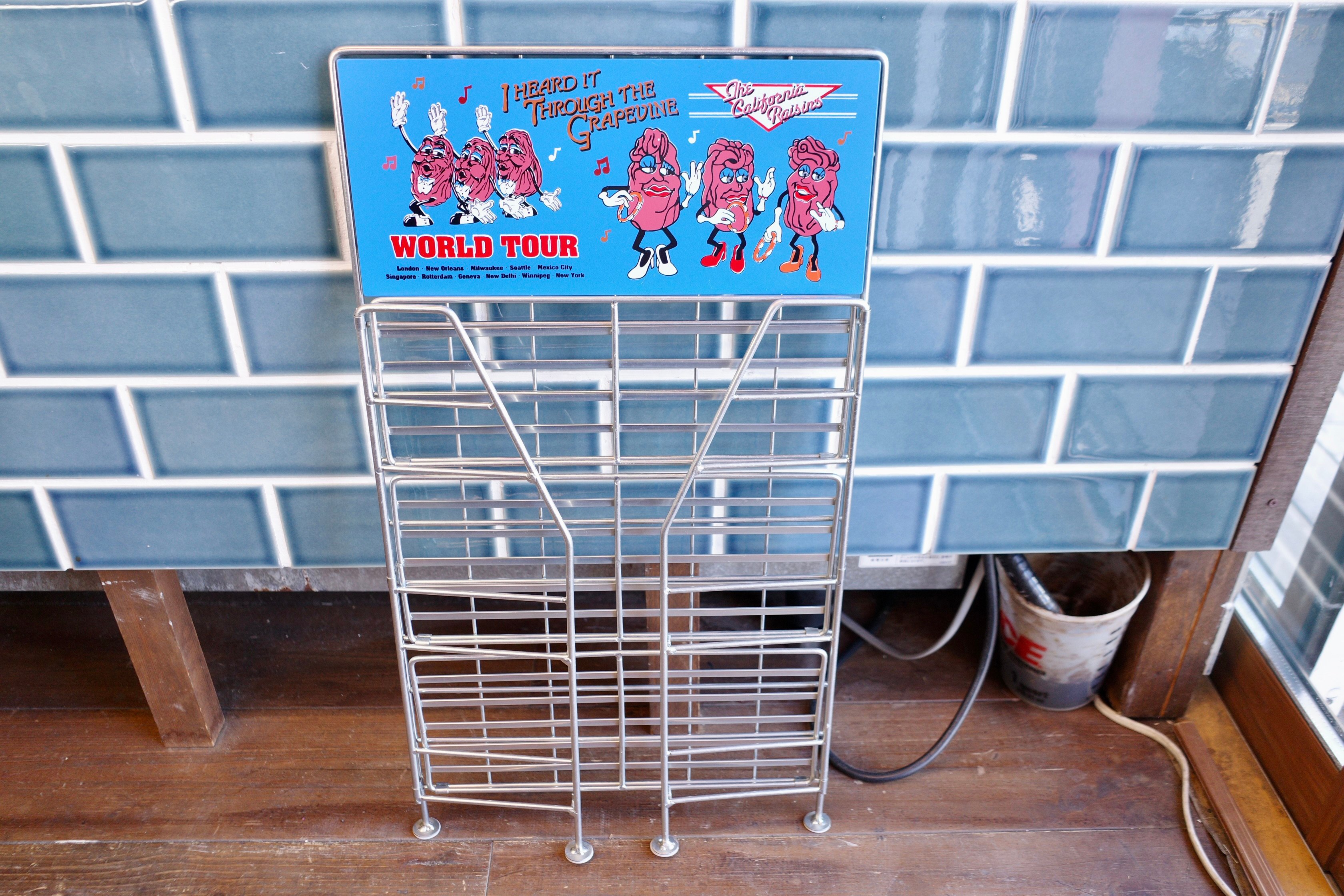 新品 CALIFORNIA RAISINS カリフォルニアレーズン ワイヤーラック 棚 什