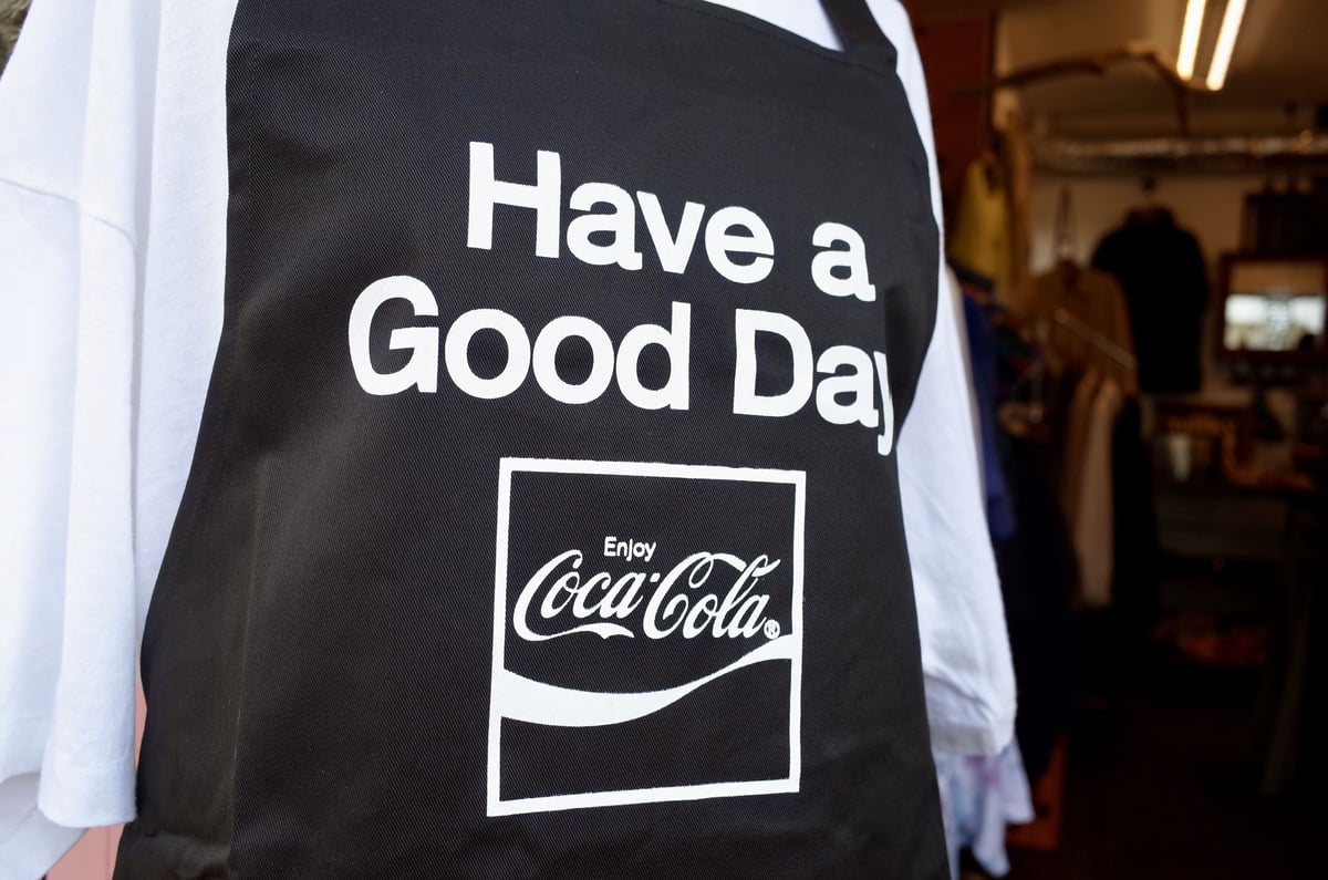 コカコーラ　エプロン　aimy コレクション　廃盤 Coca Cola コカコーラ エプロン BLK クラシック APRON アメリカン ハン