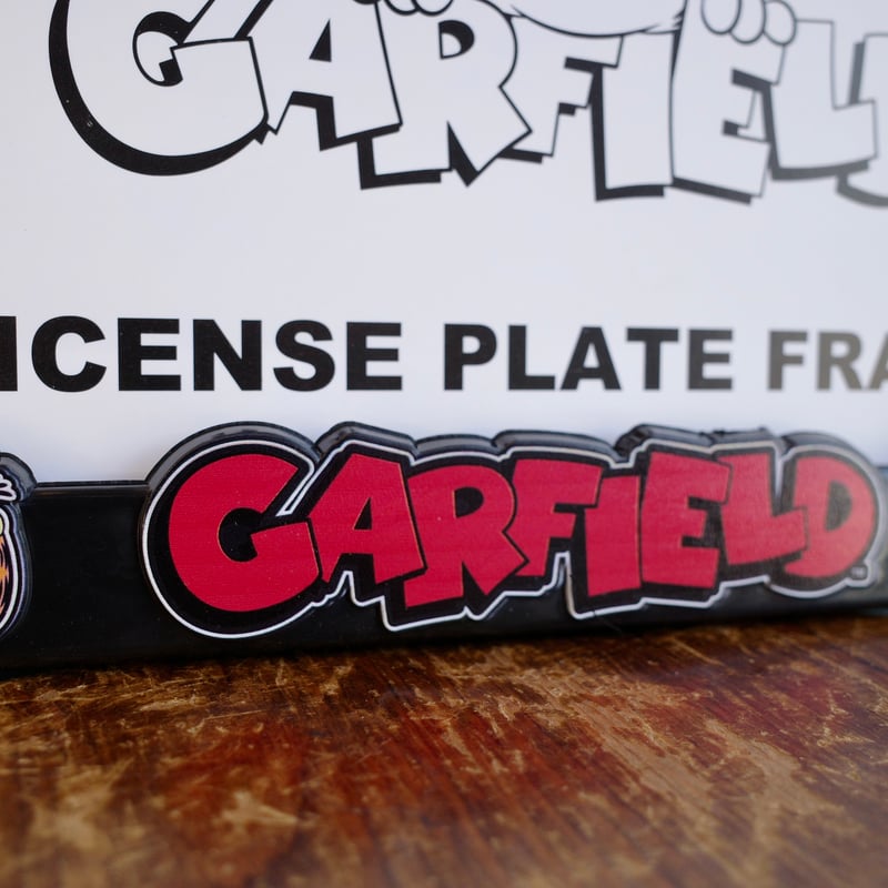 新品 GARFIELD ガーフィールド ライセンスフレーム ナンバープレート