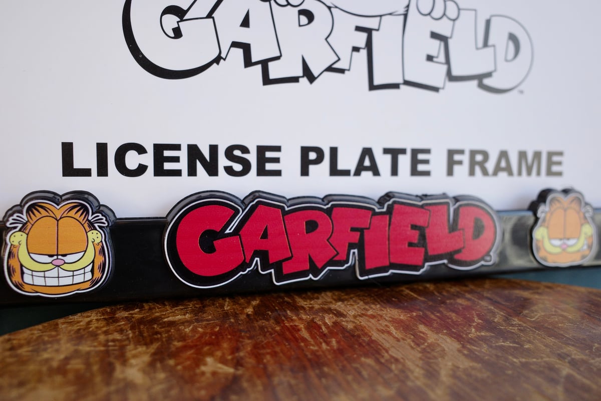 新品 GARFIELD ガーフィールド ライセンスフレーム ナンバープレート 