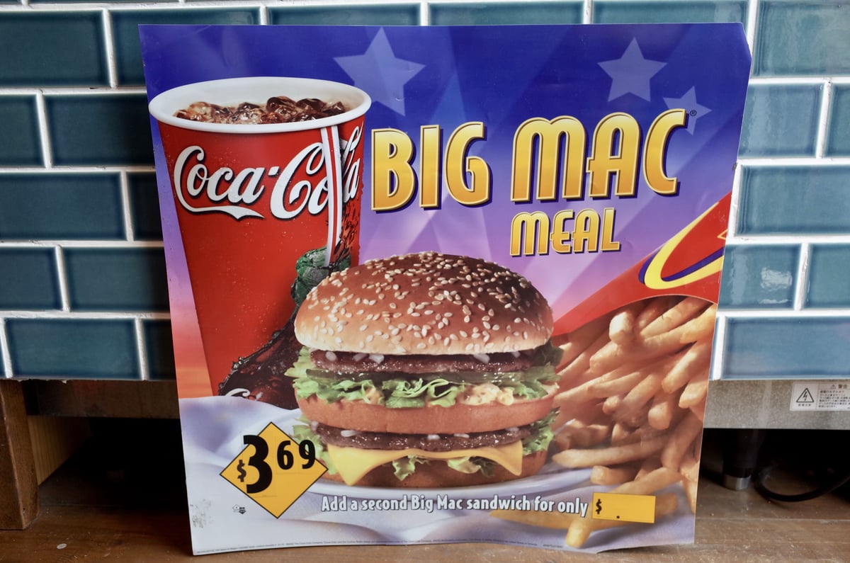1970’s マクドナルド　ペーパー　メニュー　ロナルド　ディスプレイ　サイン 1970's マクドナルド ペーパー メニュー ロナルド ディスプレイ