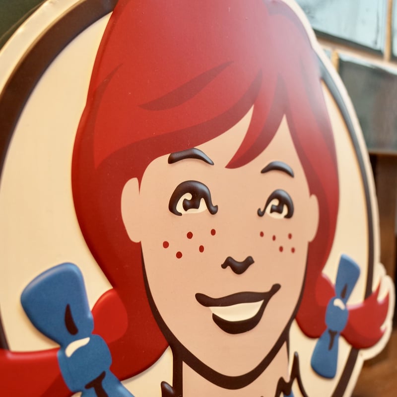 Wendy's ウェンディーズ 看板 メタルサイン エンボス アメリカ USA