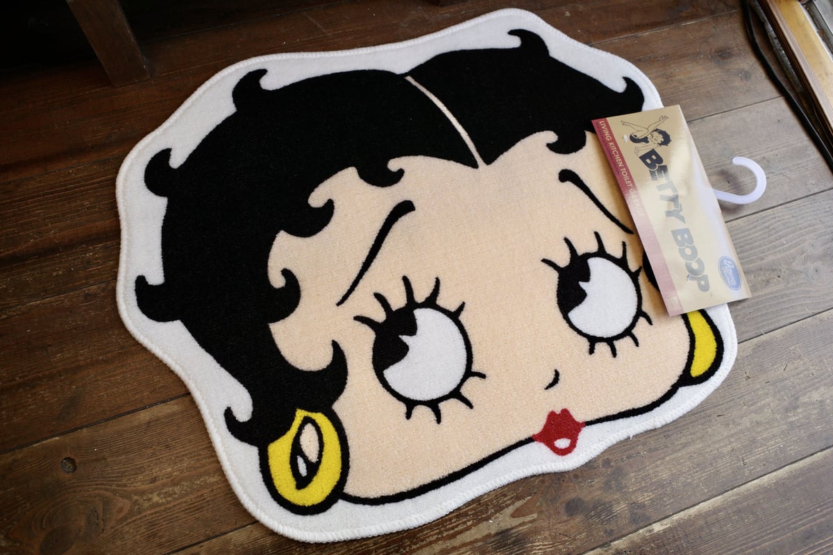 新品 BETTY BOOP ベティちゃん フロアマット FACE アメリカン | Colle