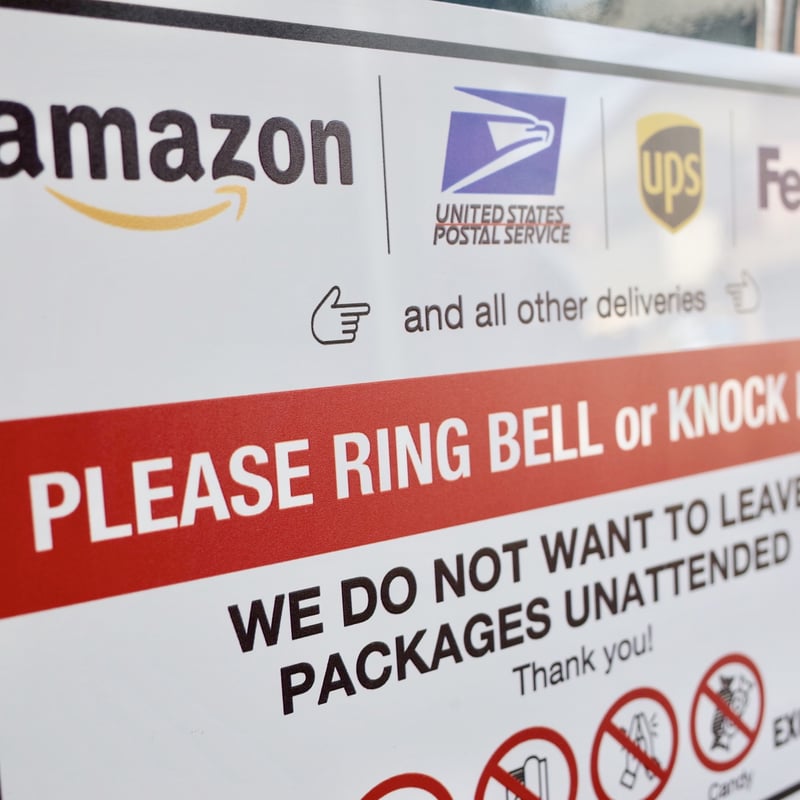 FedEx 店舗サイン FedEx 店舗サイン